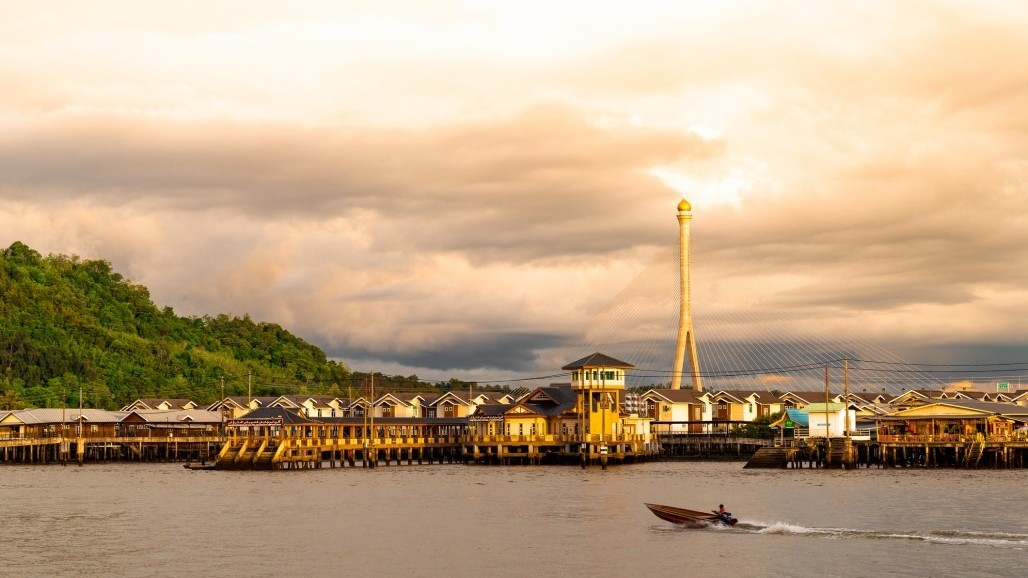 Kampong Ayer. Photo credit: iStock.