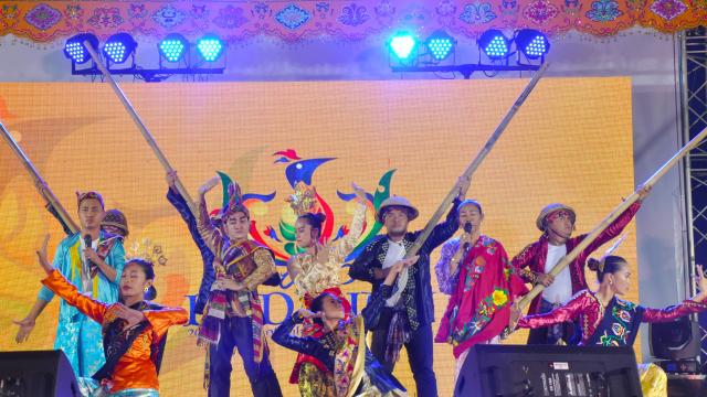 Cultural performance at Budayaw Festival 2019.